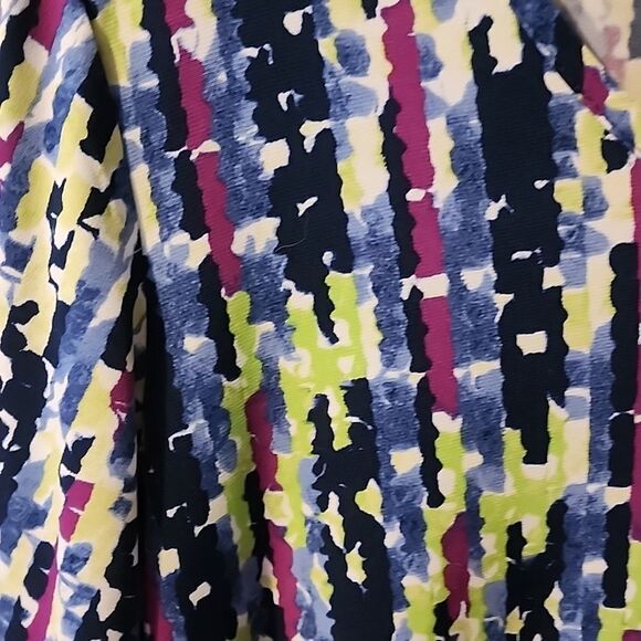 Comfy Susan Graver medium top - Picture 2 of 4